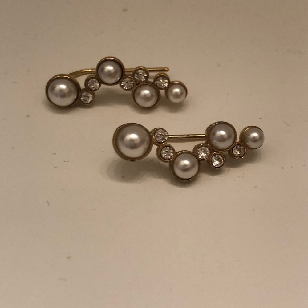 ♠️ kate spade ♠️ gold pearl & rhinestone crawlers